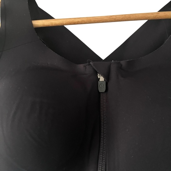 Lululemon‎ Black Enlite Zip Front Athletic Sports Bra 32DD Sporty Workout - Picture 2 of 6